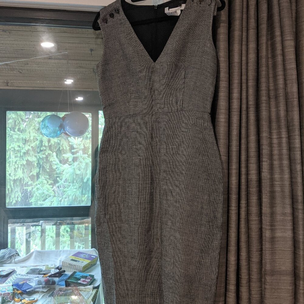 NWOT Max Mara 100% linen grey IT42 pencil dress
